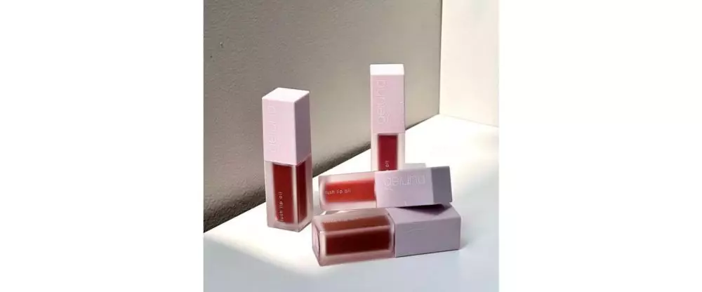 Rekomendasi lip oil lokal © 2023 berbagai sumber