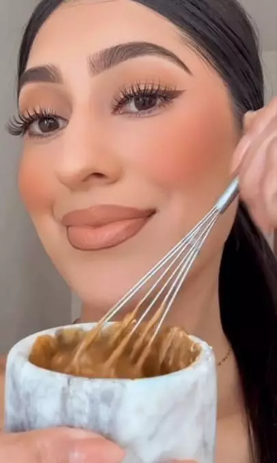 Trik mengencangkan kulit tubuh kendur pakai scrub dari 1 bahan minuman Berbagai sumber Trik mengencangkan kulit tubuh kendur pakai scrub dari 1 bahan minuman Berbagai sumber