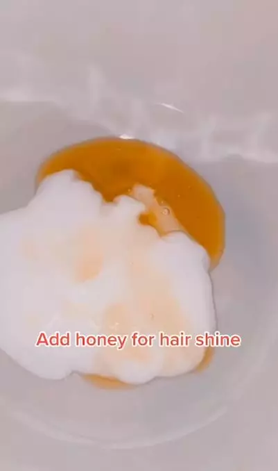 Trik optimalkan kondisioner agar rambut lebih berkilau dan subur Berbagai sumber