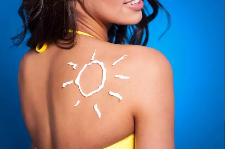 trik menjaga kecantikan kulit ala Caca Tengker berbagai sumber trik menjaga kecantikan kulit ala Caca Tengker berbagai sumber