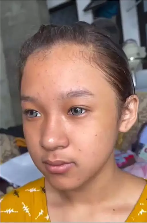 potret pedangdut koplo niken salindri sebelum makeup manglingi © berbagai sumber potret pedangdut koplo niken salindri sebelum makeup manglingi © berbagai sumber