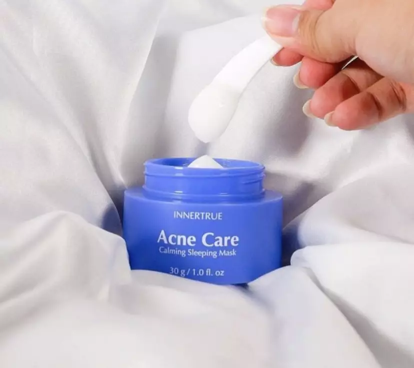 Rekomendasi sleeping mask atasi jerawat © 2023 brilio.net