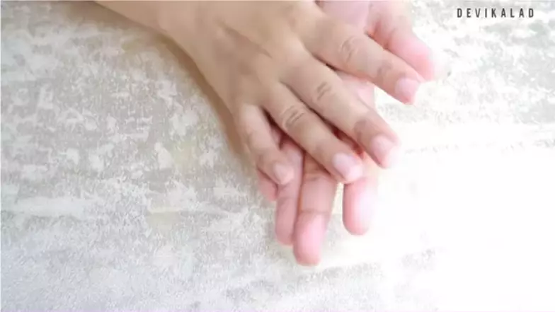 cara atasi kulit telapak tangan yang mengelupas berbagai sumber