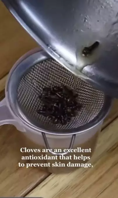 Cara membuat spray antiaging dari 1 jenis rempah Berbagai sumber