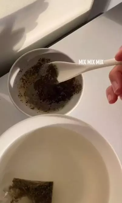 Trik menenangkan wajah sensitif pakai masker dari 1 jenis bahan minuman Berbagai sumber Trik menenangkan wajah sensitif pakai masker dari 1 jenis bahan minuman Berbagai sumber
