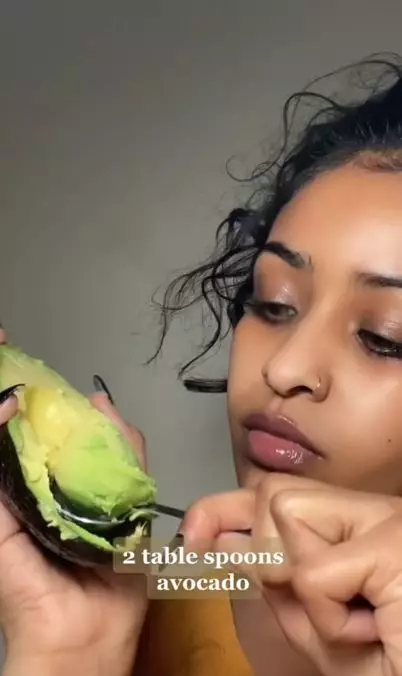 Cara menghilangkan flek dan noda hitam pakai masker dari 2 jenis buah Berbagai sumber