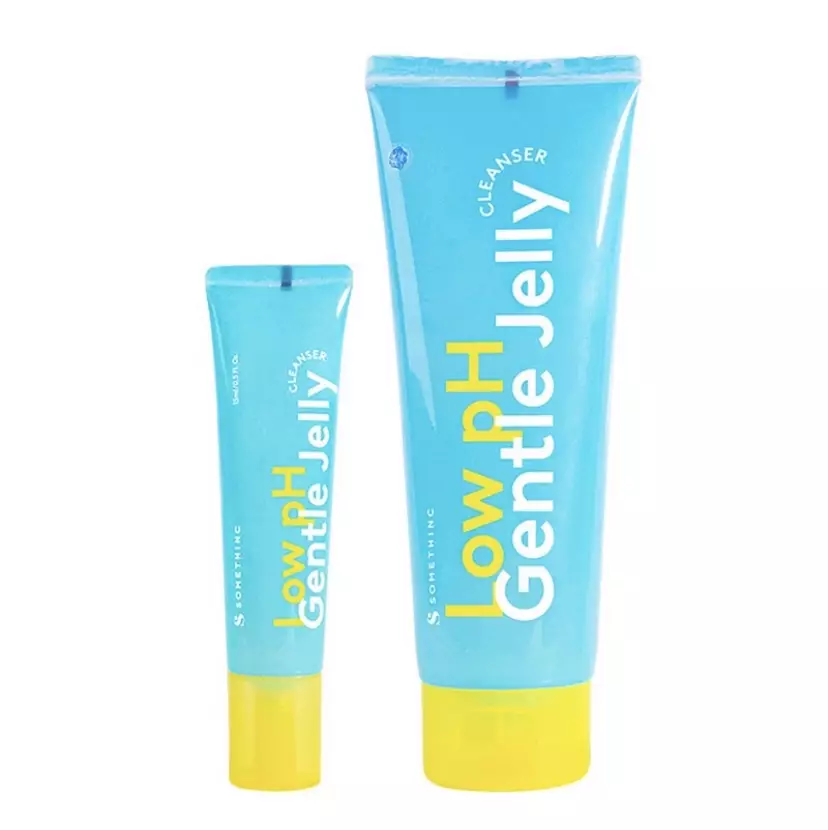 Rekomendasi facial wash atasi kulit kering © berbagai sumber