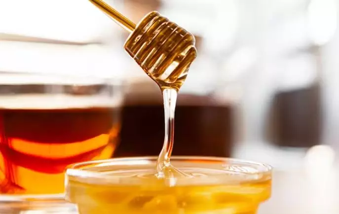 Trik menenangkan wajah breakout pakai masker dari 1 jenis bahan pemanis Berbagai sumber