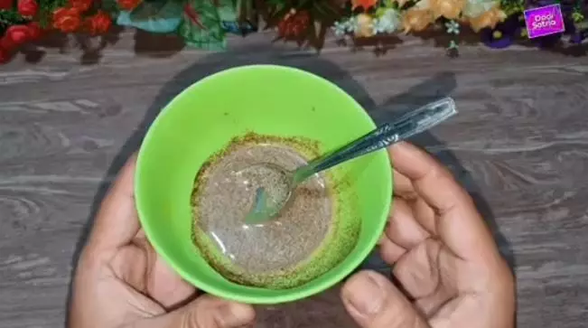 Trik menghitamkan rambut beruban pakai 1 jenis minuman Berbagai sumber