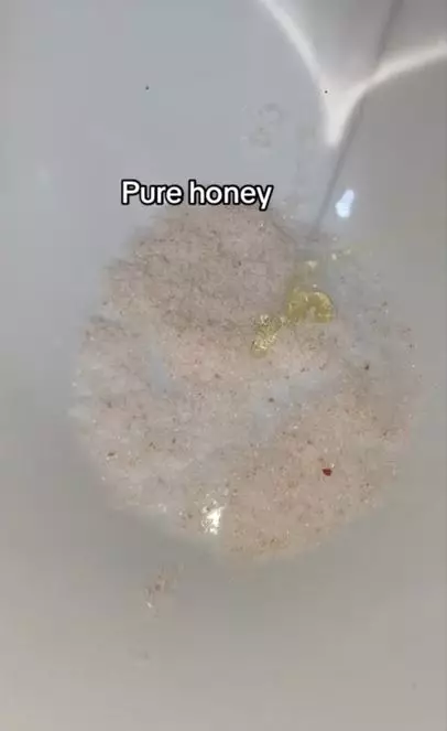 Trik atasi beruntusan dan jerawat batu pakai 1 jenis bumbu dapur Berbagai sumber