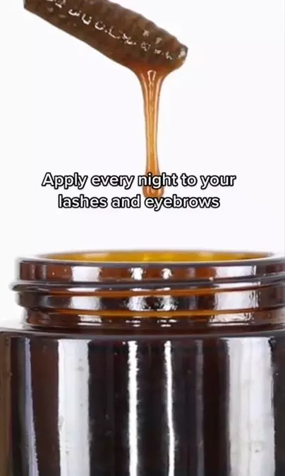 Serum penumbuh bulu mata pakai 1 jenis biji-bijian Berbagai sumber