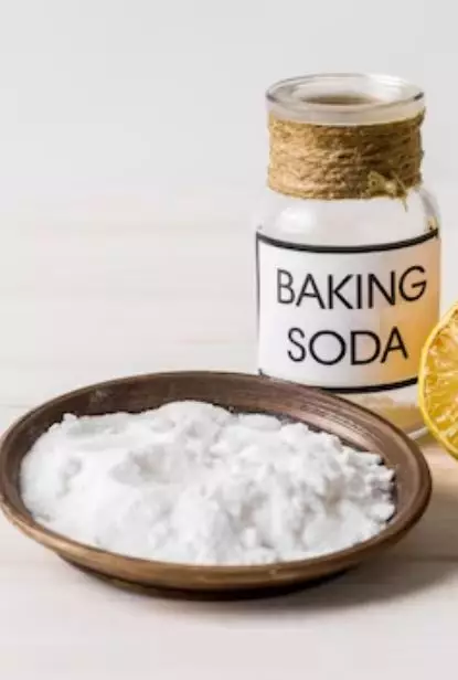 Atasi bau mulut dan plak pakai 1 bahan kue Berbagai sumber