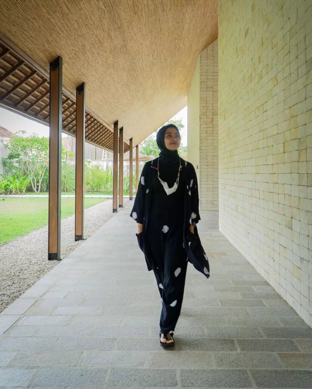 gaya stylish tantri kotak © instagram