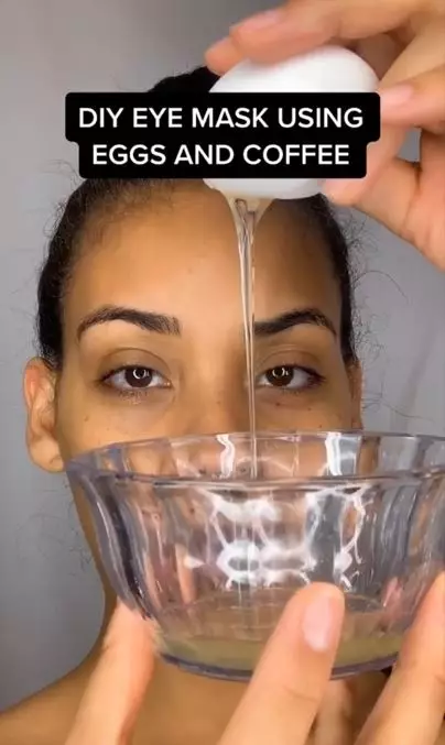 Hilangkan kerutan di bawah mata pakai 1 jenis sumber protein Berbagai sumber