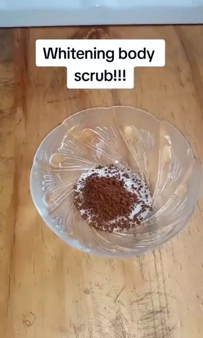 Putihkan kulit kusam pakai scrub eksfoliasi dari 1 bahan kue Berbagai sumber Putihkan kulit kusam pakai scrub eksfoliasi dari 1 bahan kue Berbagai sumber
