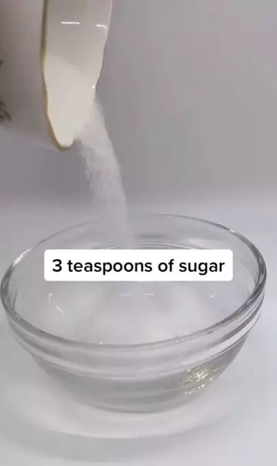 Kilaukan dan haluskan kuku pakai 1 jenis pemanis Berbagai sumber Kilaukan dan haluskan kuku pakai 1 jenis pemanis Berbagai sumber