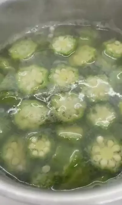 Krim wajah atasi keriput dan garis halus pakai 1 sayur Berbagai sumber