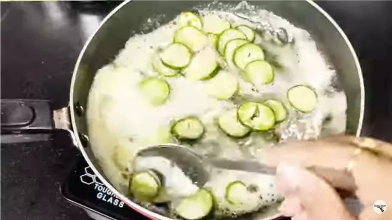 atasi kerontokan rambut berlebihan berbagai sumber