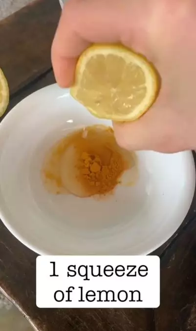 Hilangkan jerawat dan bekasnya pakai 1 jenis buah Berbagai sumber