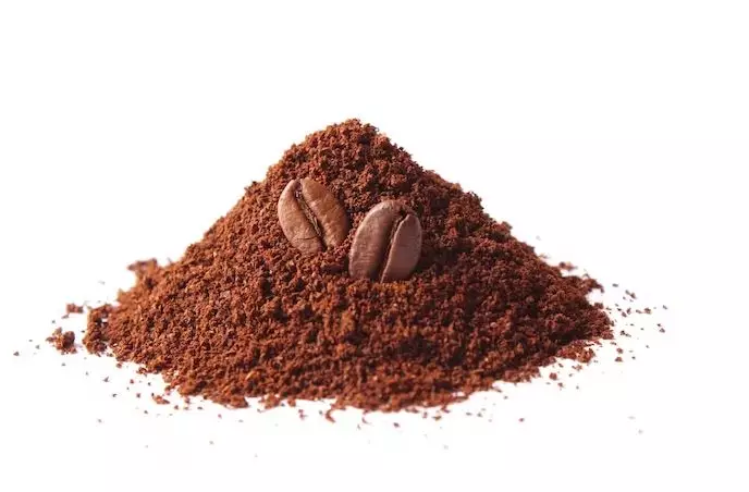 Wajah kering dan keriput pakai 1 jenis bahan minuman Berbagai sumber