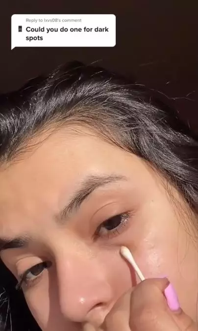 Hilangkan flek hitam dengan 1 jenis minyak esensial Berbagai sumber