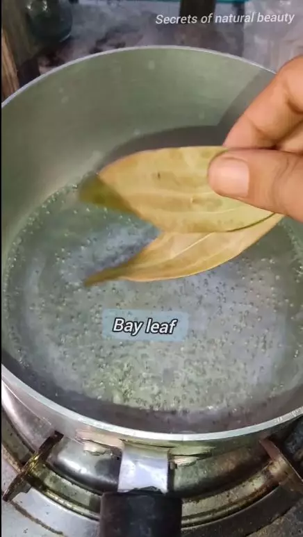 trik atasi rambut patah karena bleaching berbagai sumber