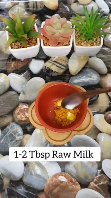 Bibir pink alami dengan lip mask dari 1 jenis rempah Berbagai sumber Bibir pink alami dengan lip mask dari 1 jenis rempah Berbagai sumber