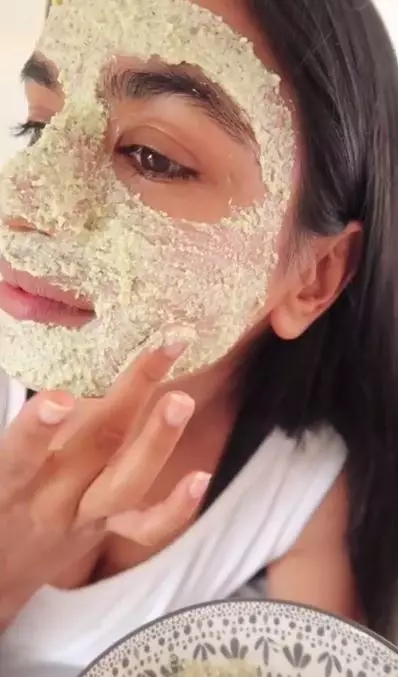 Atasi iritasi dan jerawat kulit sensitif dengan 1 jenis biji Berbagai sumber Atasi iritasi dan jerawat kulit sensitif dengan 1 jenis biji Berbagai sumber