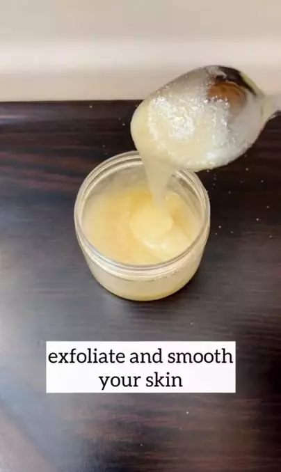 Memutihkan kulit kusam dengan scrub dari 2 jenis bahan pemanis Berbagai sumber