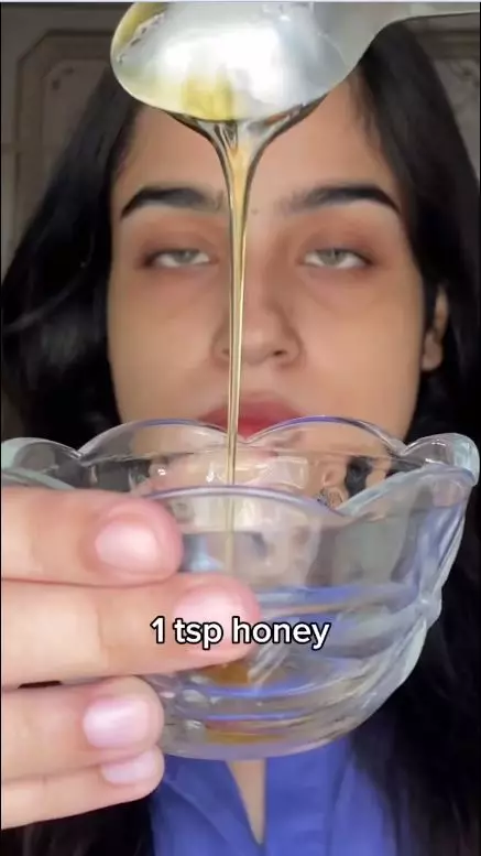 cara menghilangkan bulu di wajah berbagai sumber