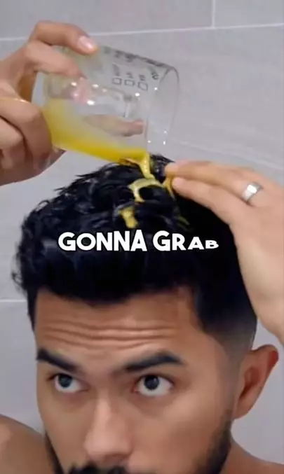 Atasi rambut kering sulit diatur pada pria pakai 1 jenis minyak Berbagai sumber