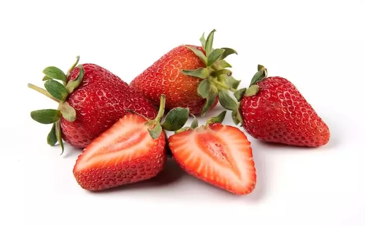 Cerahkan kantung mata menghitam pakai 1 jenis buah-buahan Berbagai sumber