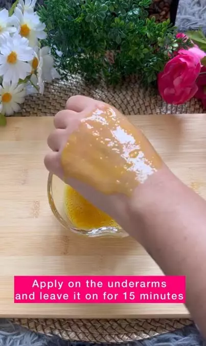 Cerahkan ketiak hitam berdaki dengan 1 umbi-umbian  Berbagai sumber Cerahkan ketiak hitam berdaki dengan 1 umbi-umbian  Berbagai sumber