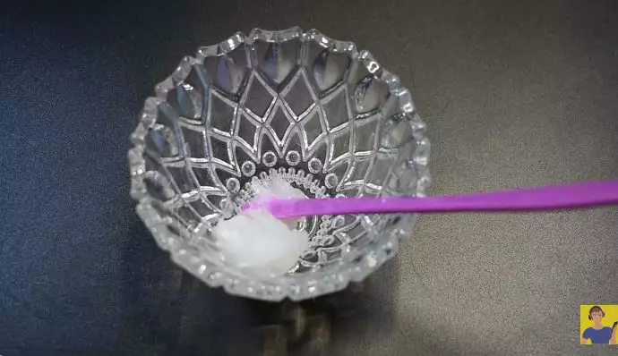 cara lembapkan sudut bibir kering berbagai sumber