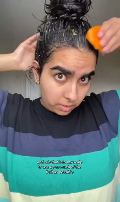 Kurangi kerontokan rambut pakai 1 jenis buah-buahan  Berbagai sumber Kurangi kerontokan rambut pakai 1 jenis buah-buahan  Berbagai sumber