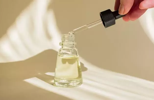 Atasi uban dan rambut sulit tumbuh pakai 1 jenis produk bayi  Berbagai sumber