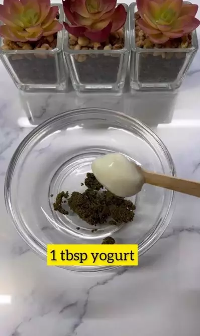 Kencangkan wajah keriput dengan tambahan 1 bahan minuman Berbagai sumber