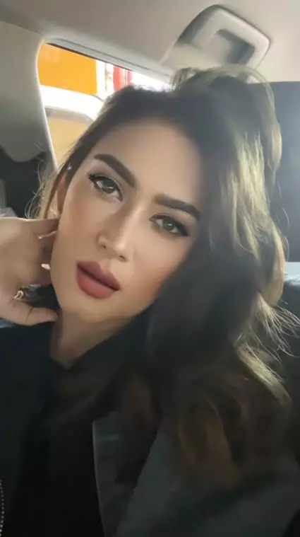 Nafa Urbach pakai filter Bold Glamour © TikTok