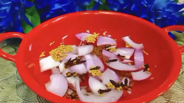 cara atasi rambut rontok parah setelah melahirkan © YouTube