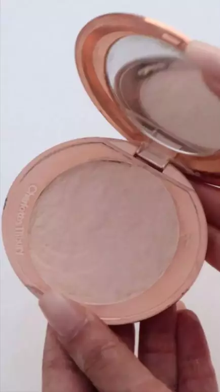 memperbaiki bedak padat hancur berbagai sumber