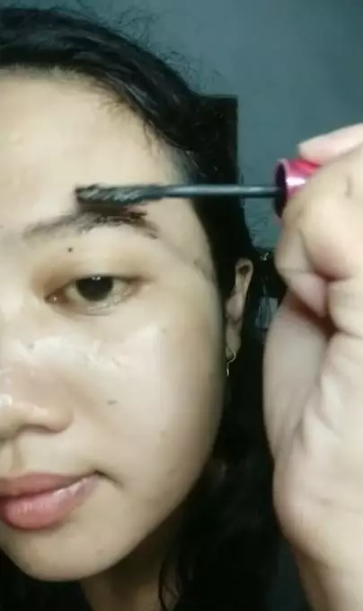 Bikin alis lebih lebat dan hitam pakai 2 jenis rempah Berbagai sumber