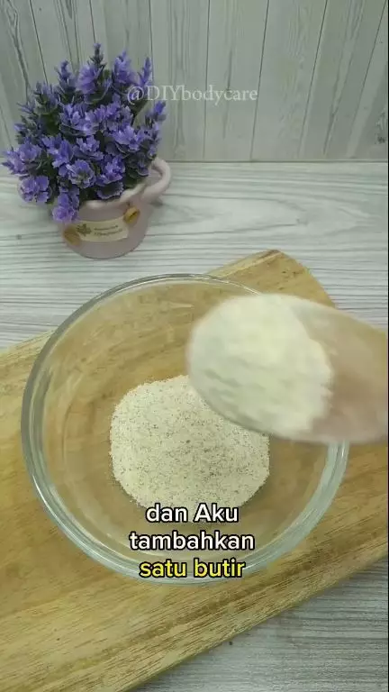 cara bersihkan pori-pori kulit agar bebas komedo berbagai sumber