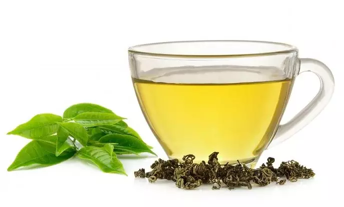 Mengecilkan pori besar dan tersumbat pakai 1 bahan minuman Berbagai sumber