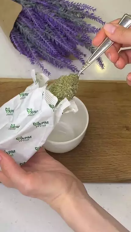 Pudarkan garis halus di wajah berbagai sumber