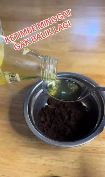 Hilangkan ketombe kering dengan tambahan 1 bahan minuman Berbagai sumber