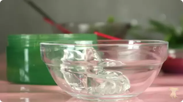 atasi kulit kering pakai pelembap berbagai sumber