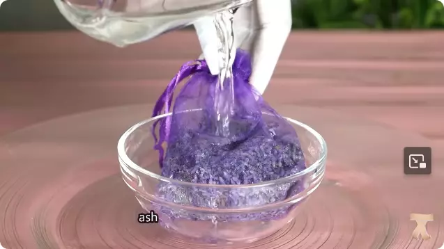 atasi kulit kering pakai pelembap berbagai sumber