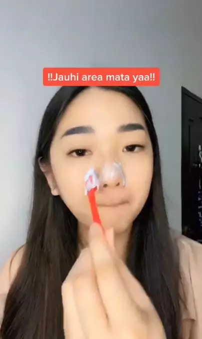 Bersihkan komedo hitam area hidung pakai 1 bahan dapur Berbagai sumber