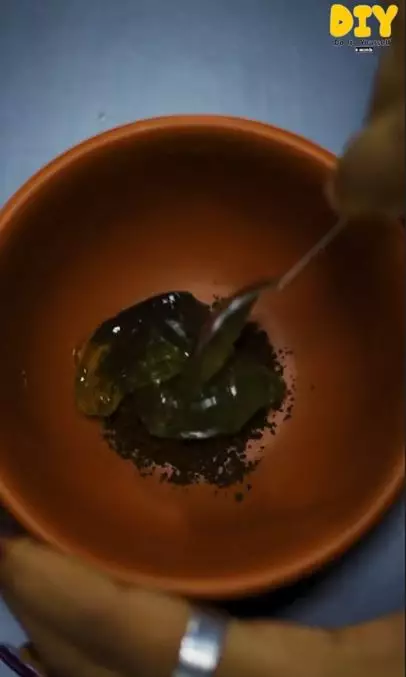 Putihkan wajah secara merata Berbagai sumber