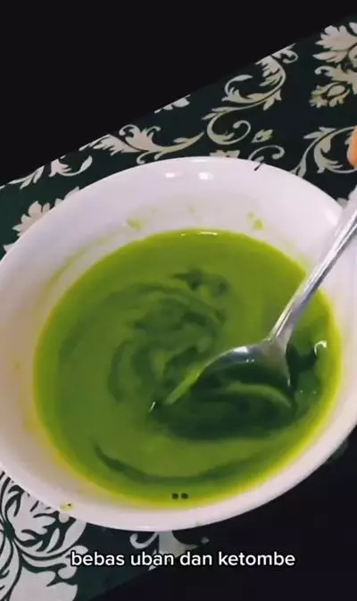 Cegah uban tumbuh kembali pakai lidah buaya Berbagai sumber Cegah uban tumbuh kembali pakai lidah buaya Berbagai sumber